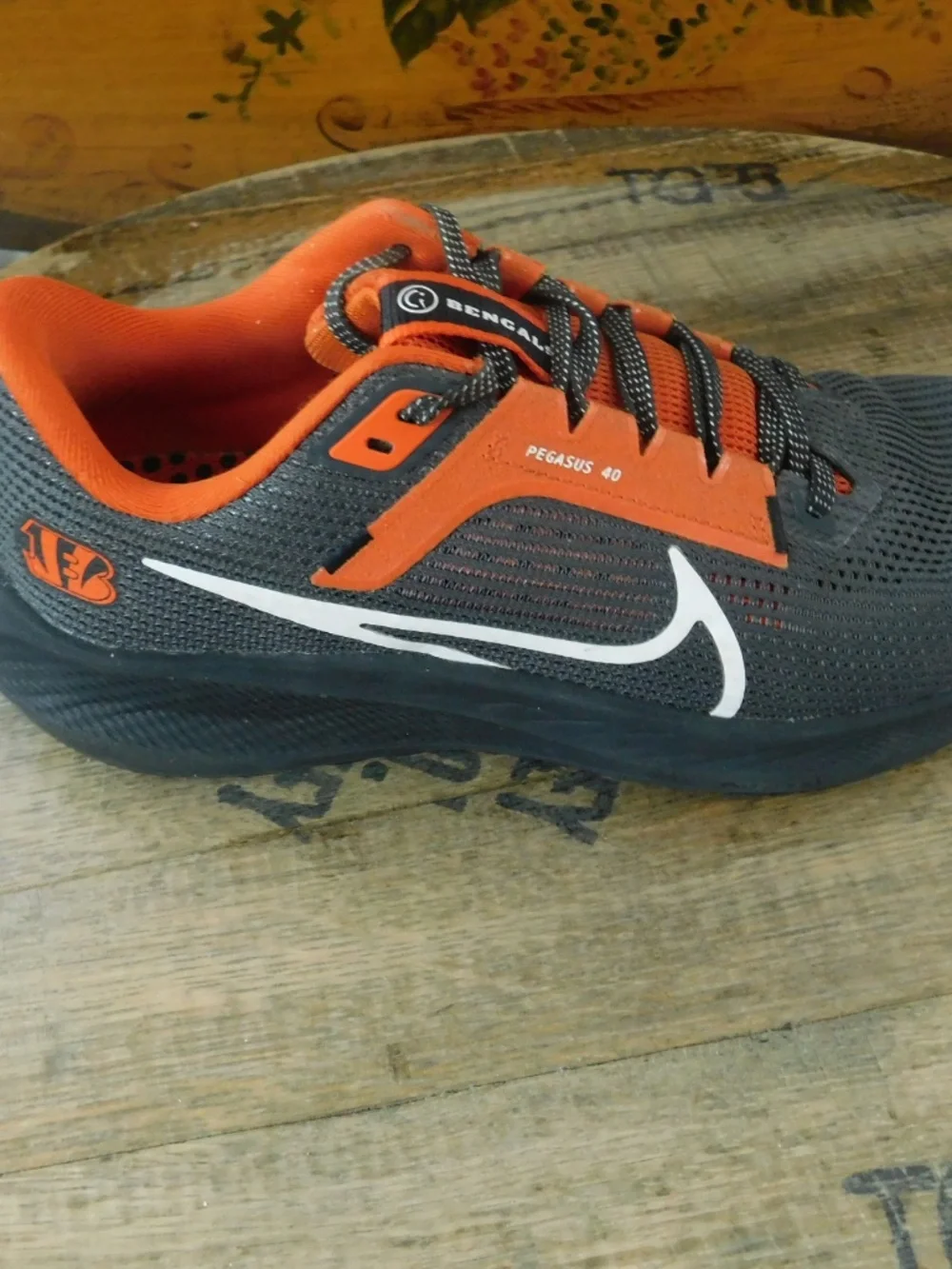 Nike Pegasus 40 Cincinnati Bengals shoes sz 6.5
